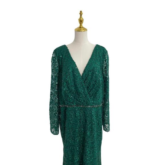 Mac Duggal #68016 Emerald Green Beaded Embroidery Illusion Sleeve Dress Size 22 - Picture 3 of 8